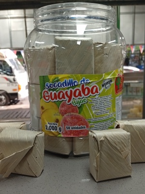 BOCADILLOS DE GUAYABA DULCE