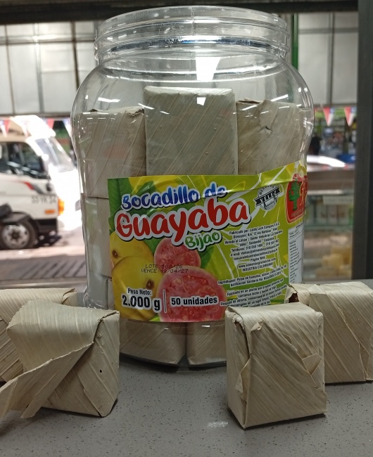 BOCADILLOS DE GUAYABA DULCE